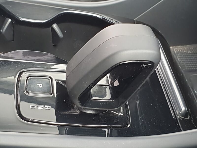 More views of Volvo XC40