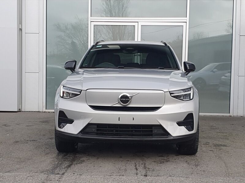 More views of Volvo XC40