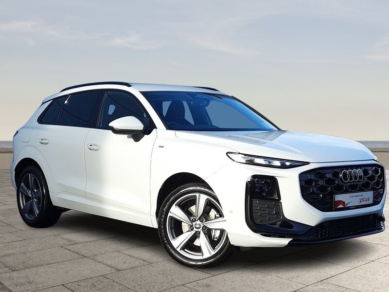 More views of Audi Q3