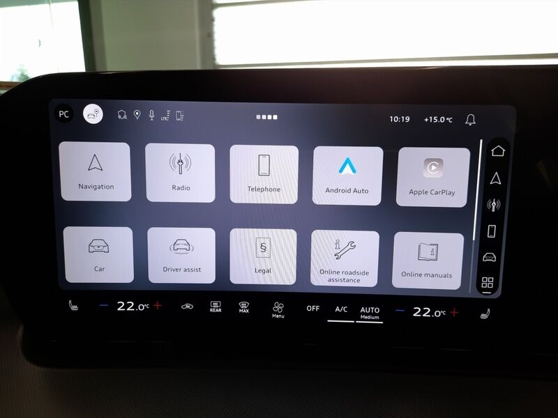 More views of Audi Q3