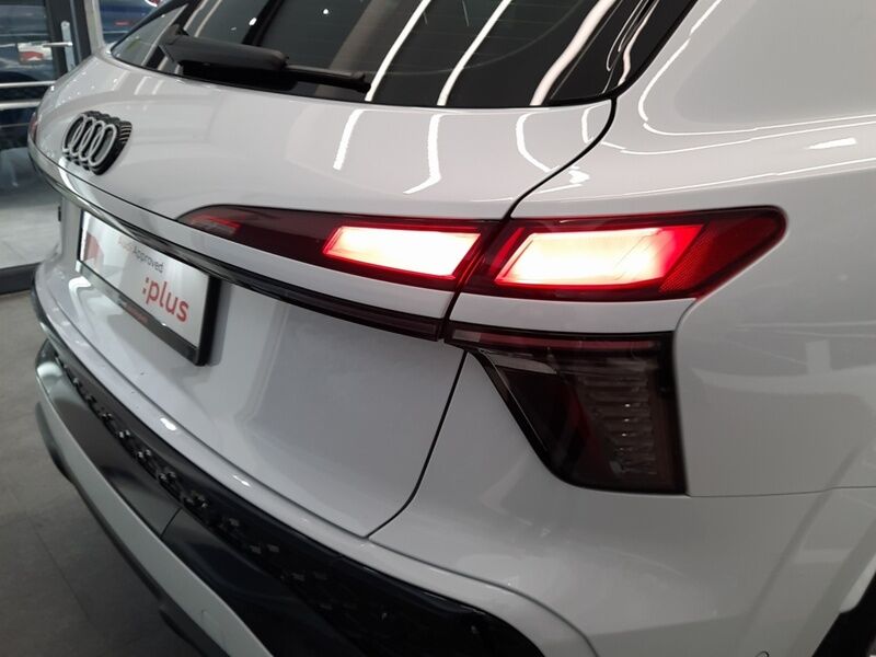 More views of Audi Q3