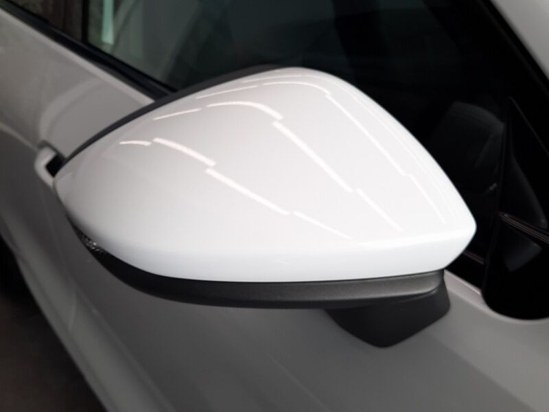 More views of Audi Q3