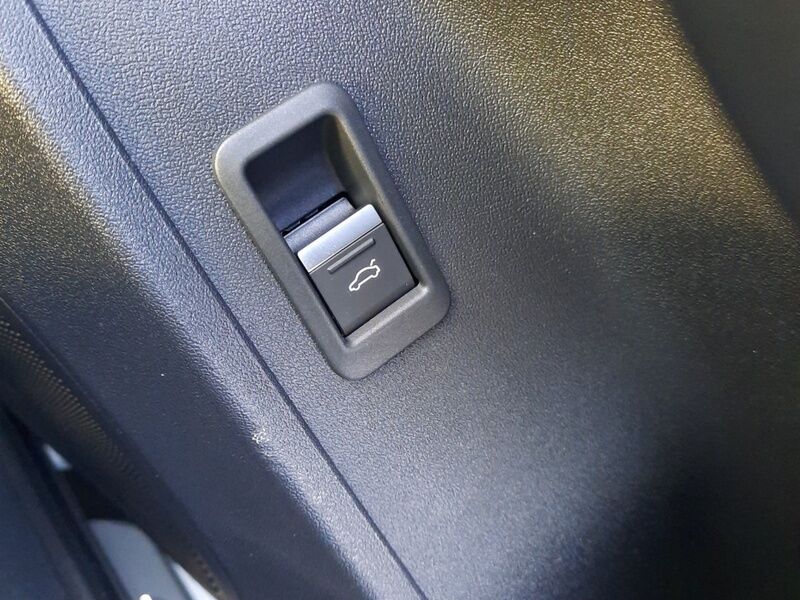 More views of Audi Q3