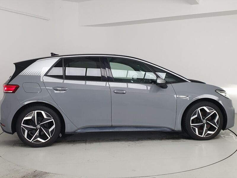 More views of Volkswagen ID.3