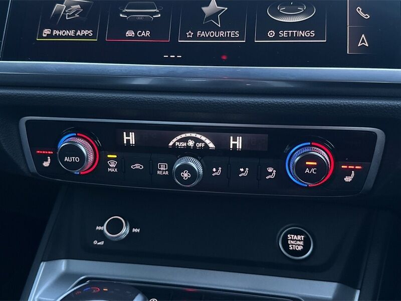 More views of Audi Q3