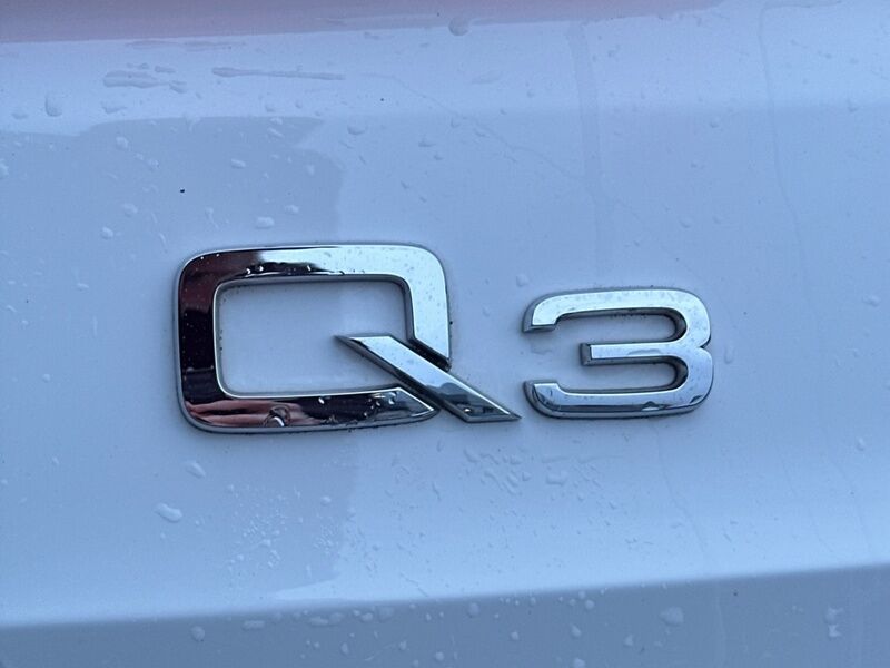 More views of Audi Q3