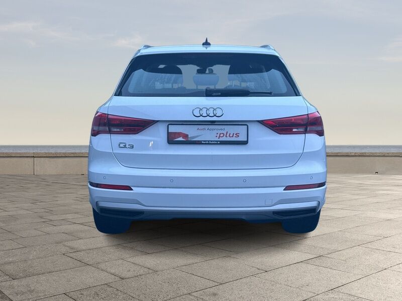 More views of Audi Q3