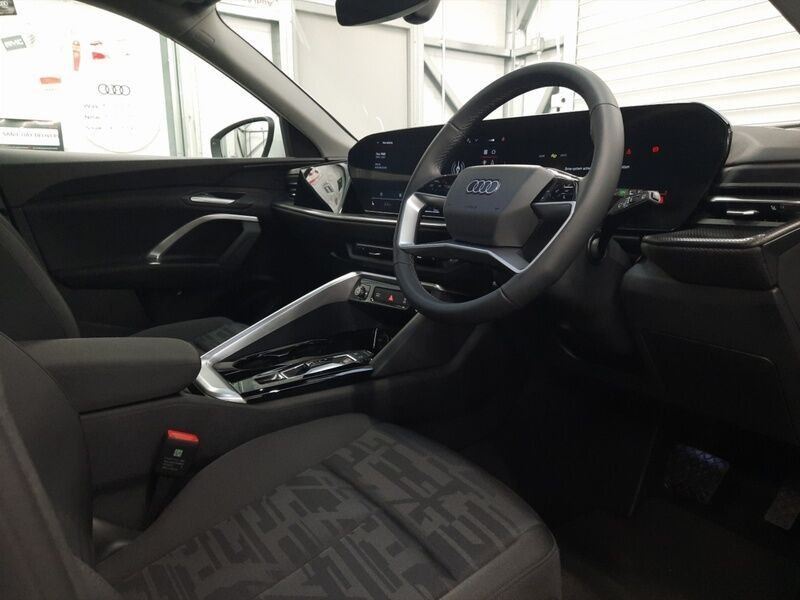 More views of Audi Q5