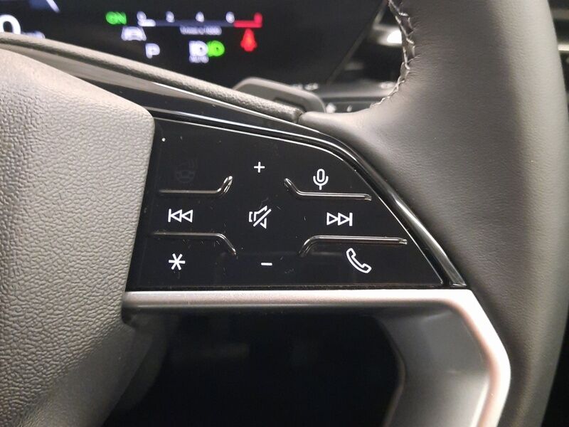 More views of Audi Q5