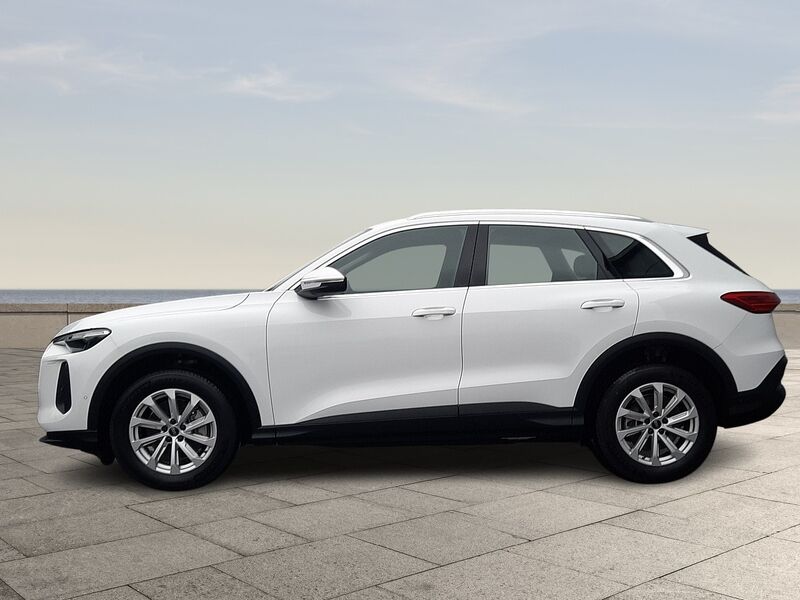 More views of Audi Q5