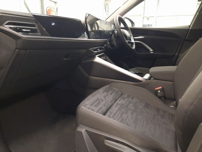 More views of Audi Q5