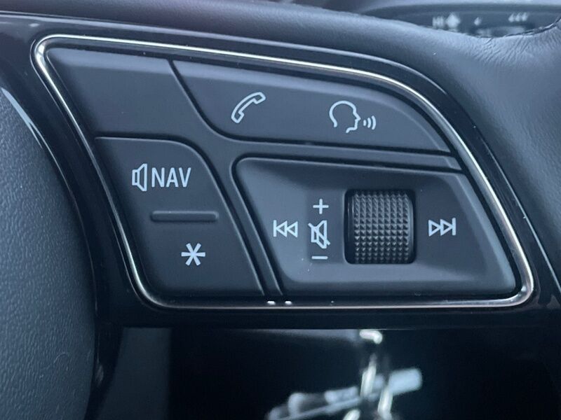 More views of Audi Q2