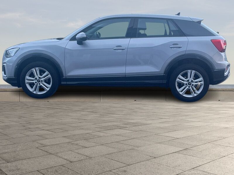 More views of Audi Q2