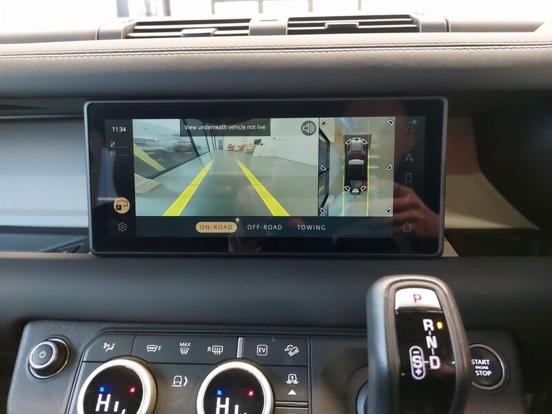 More views of Land Rover Defender