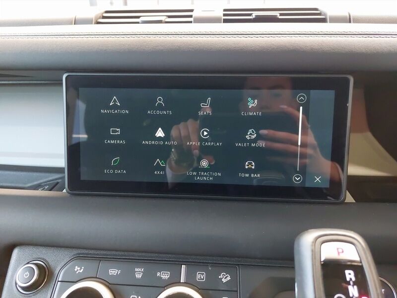 More views of Land Rover Defender