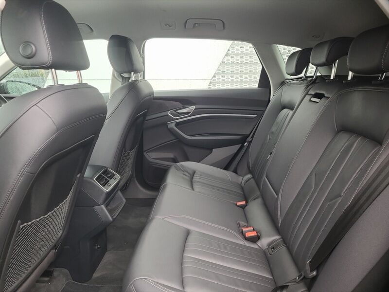 More views of Audi Q8 e-tron