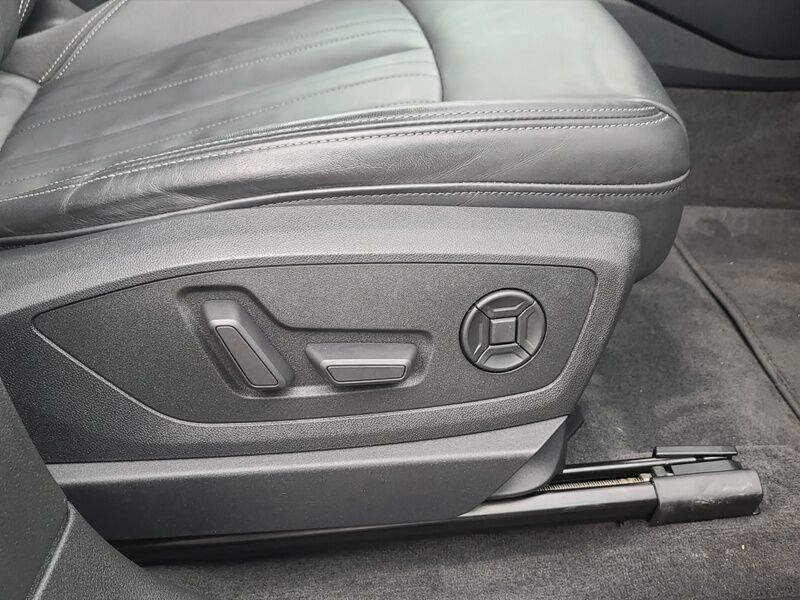 More views of Audi Q8 e-tron