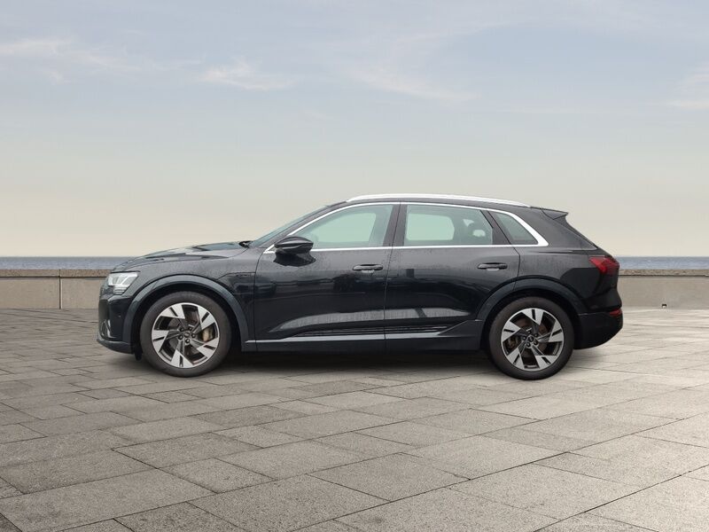 More views of Audi Q8 e-tron