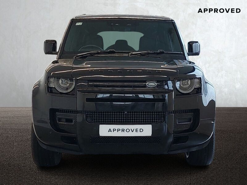 More views of Land Rover Defender