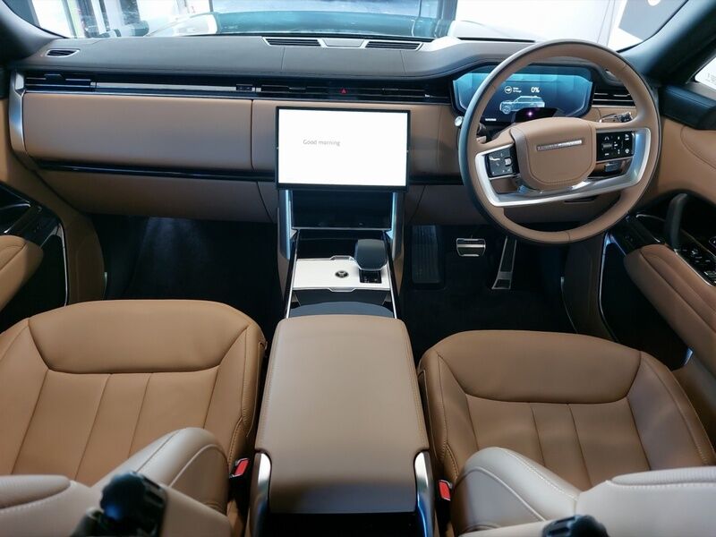 More views of Land Rover Range Rover