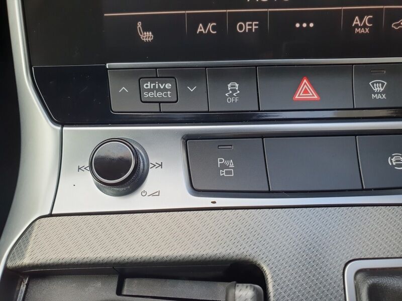 More views of Audi A6