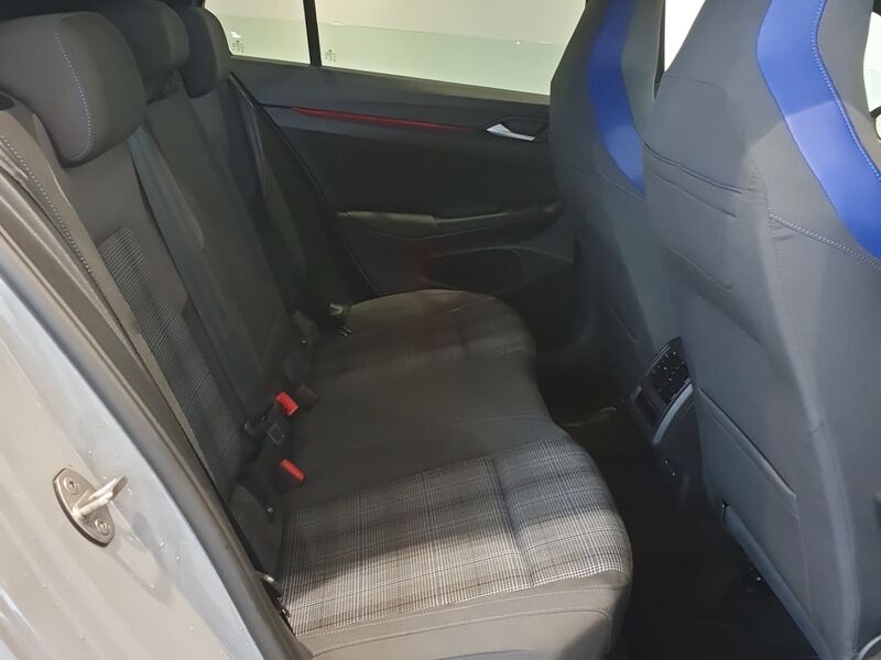 More views of Volkswagen Golf