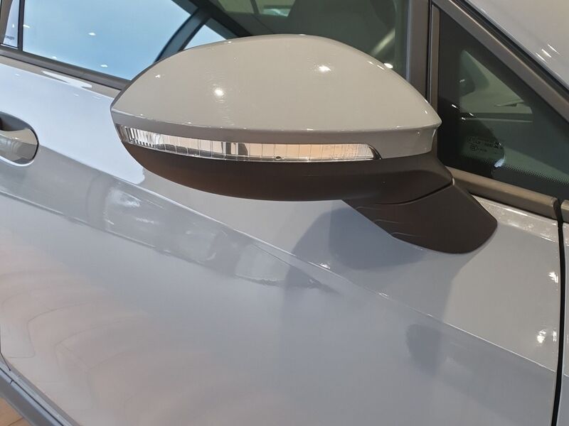 More views of Volkswagen Golf