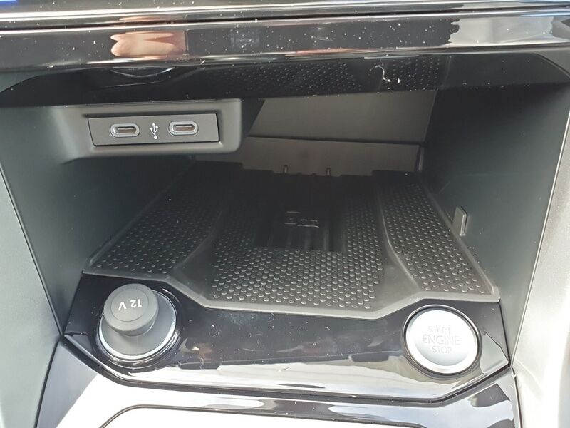 More views of Volkswagen Taigo