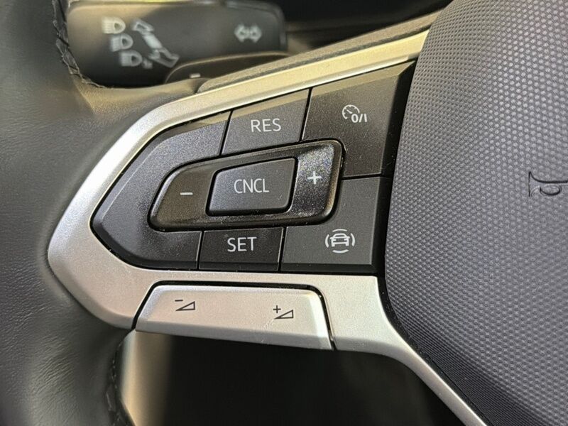 More views of Volkswagen Taigo