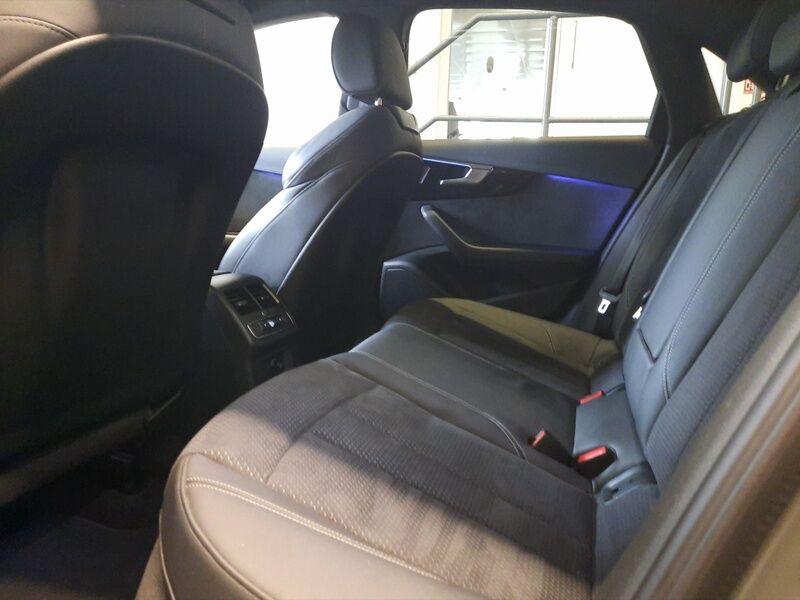 More views of Audi A4