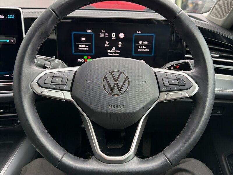 More views of Volkswagen Passat