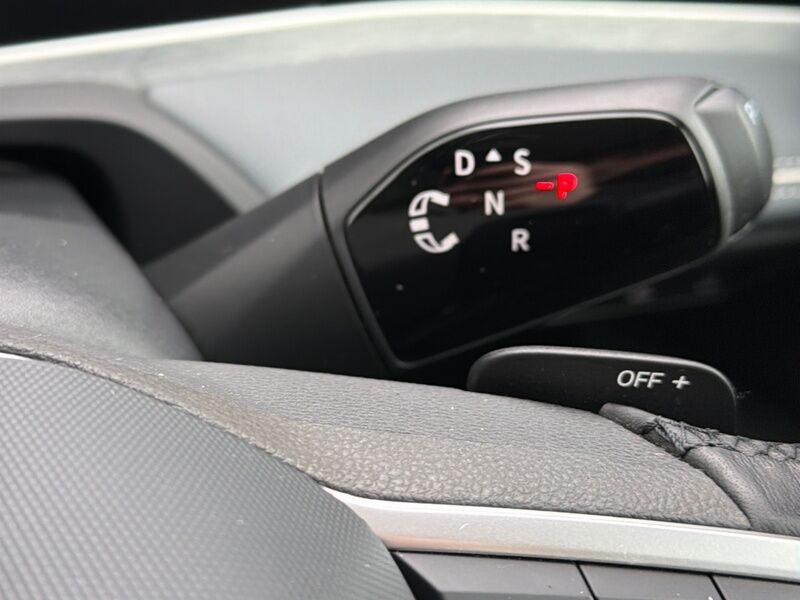 More views of Volkswagen Passat