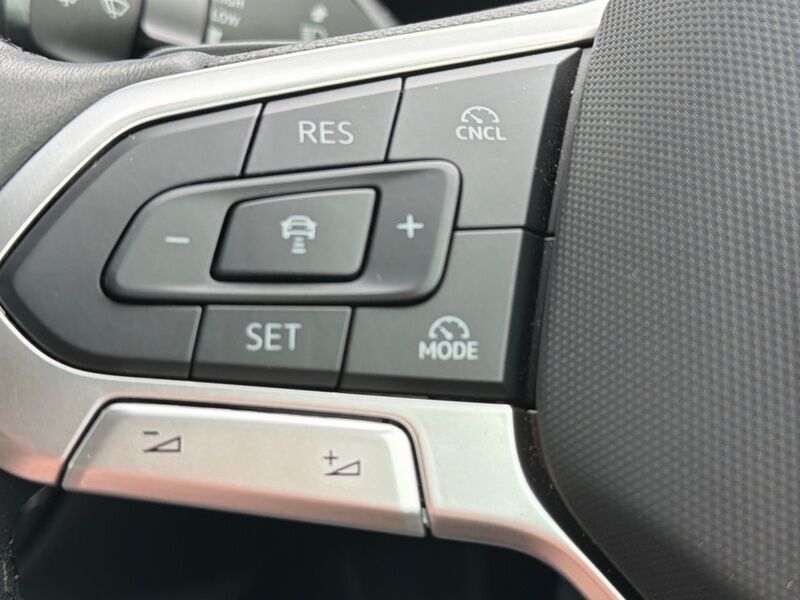 More views of Volkswagen Passat