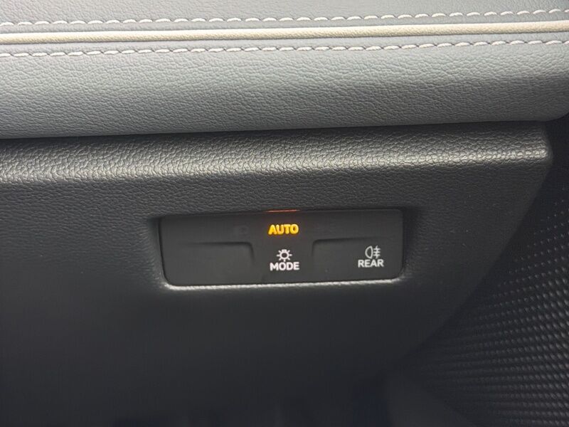 More views of Volkswagen Passat