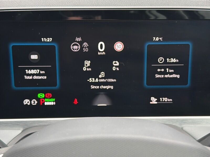 More views of Volkswagen Passat