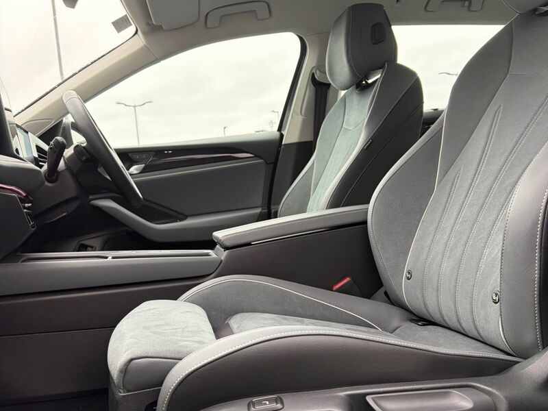 More views of Volkswagen Passat