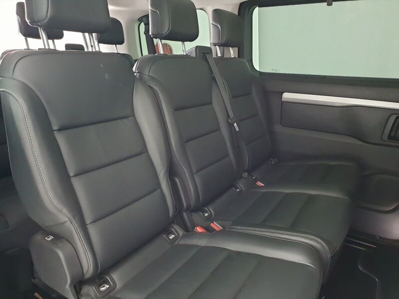 More views of Citroen Spacetourer