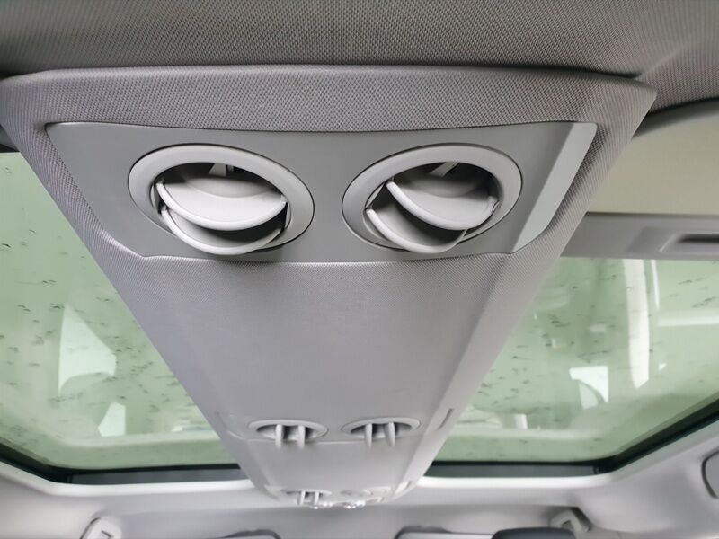 More views of Citroen Spacetourer