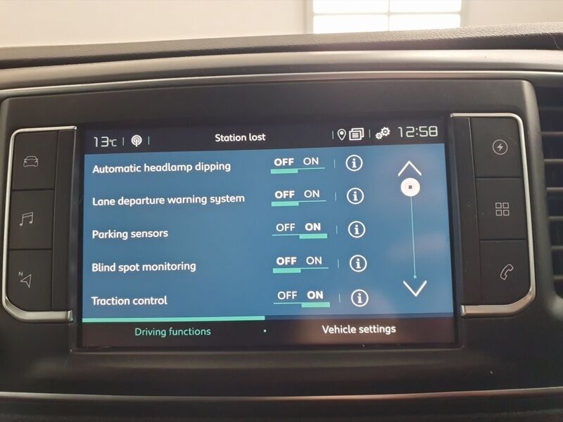 More views of Citroen Spacetourer