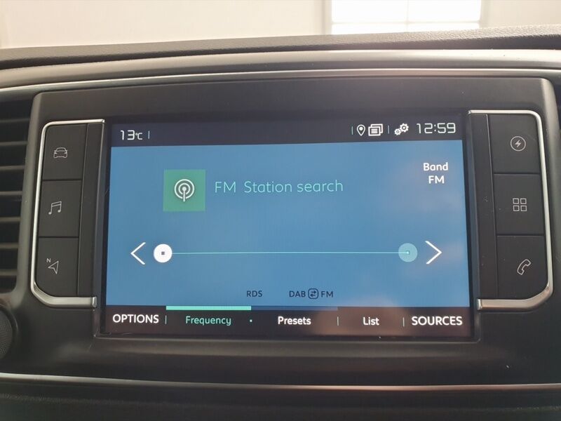 More views of Citroen Spacetourer