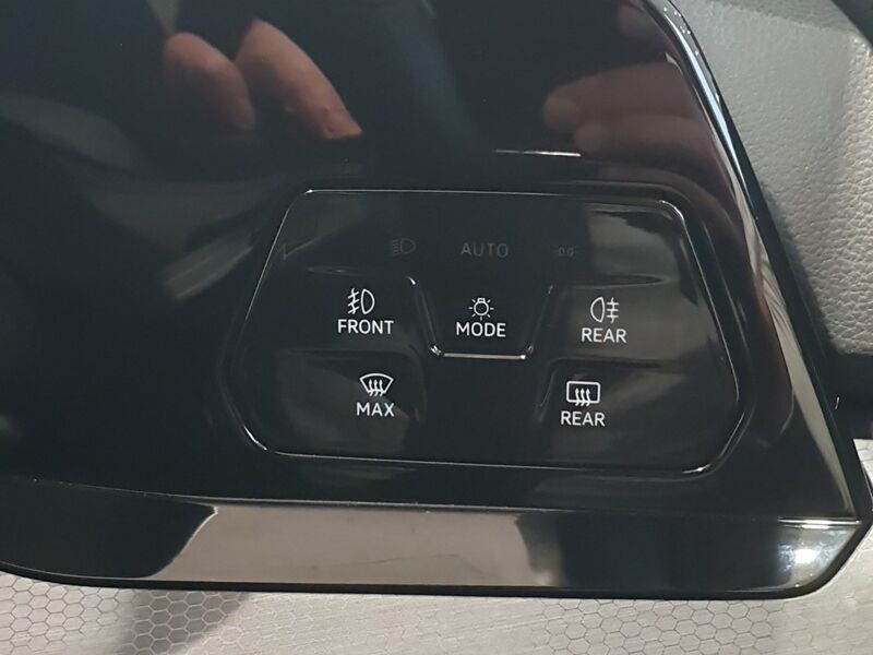 More views of Volkswagen Golf