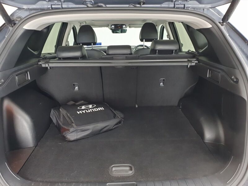 More views of Hyundai Tucson