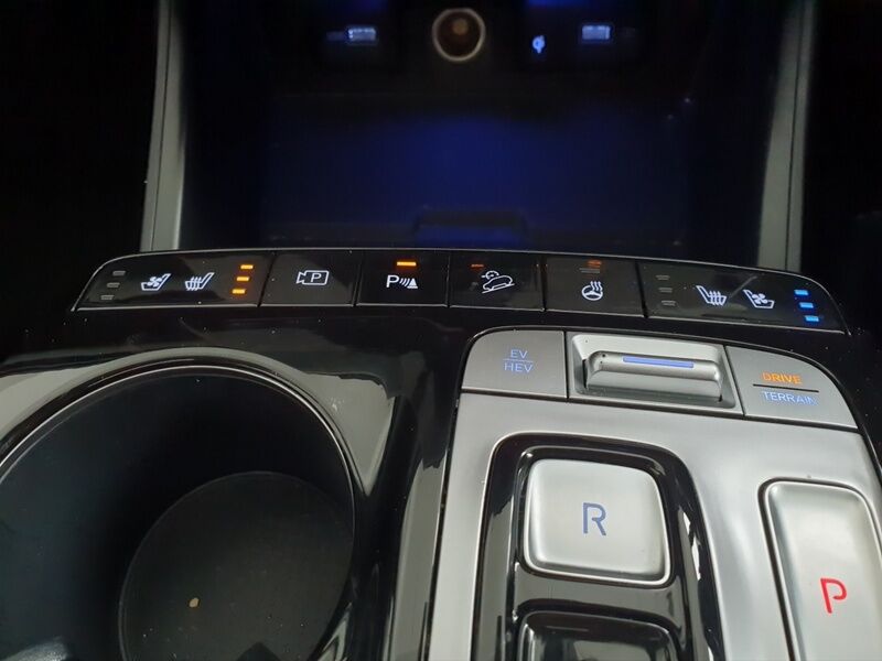 More views of Hyundai Tucson