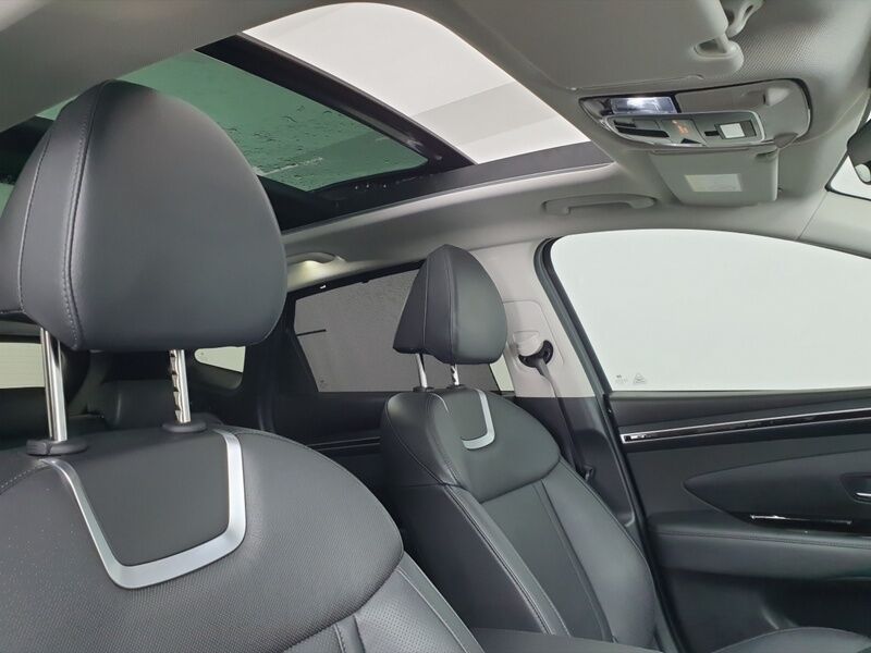 More views of Hyundai Tucson