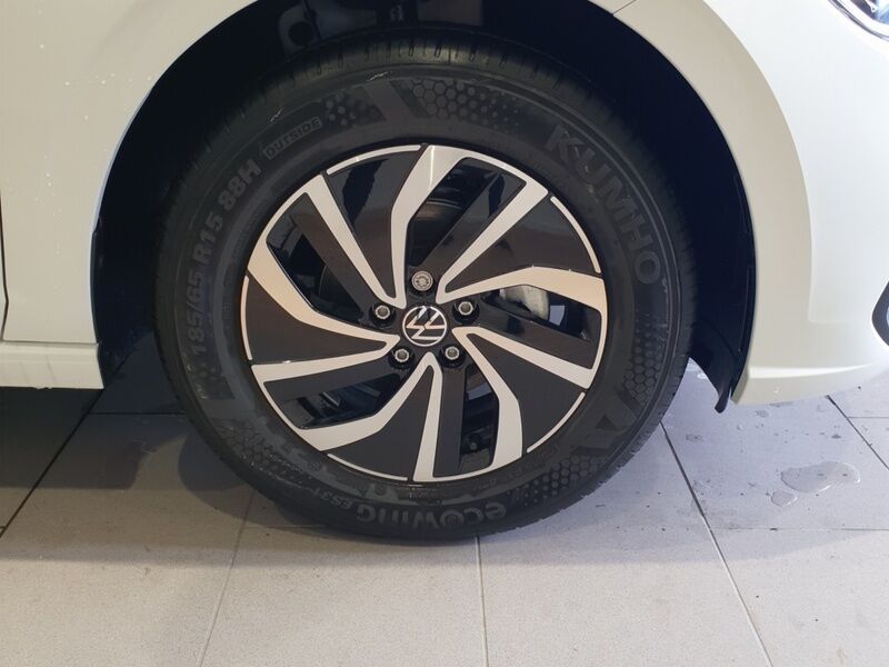 More views of Volkswagen Polo