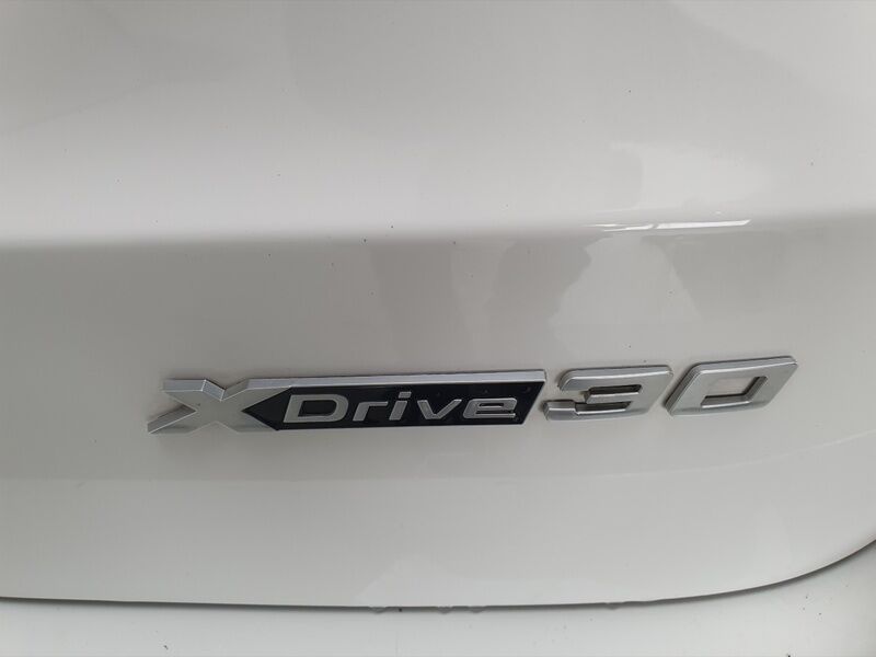 More views of BMW iX1