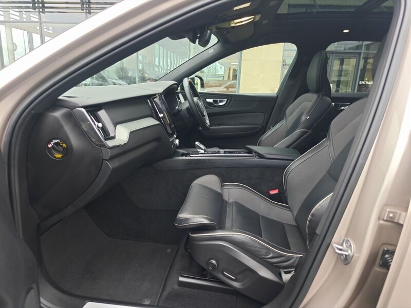 More views of Volvo XC60