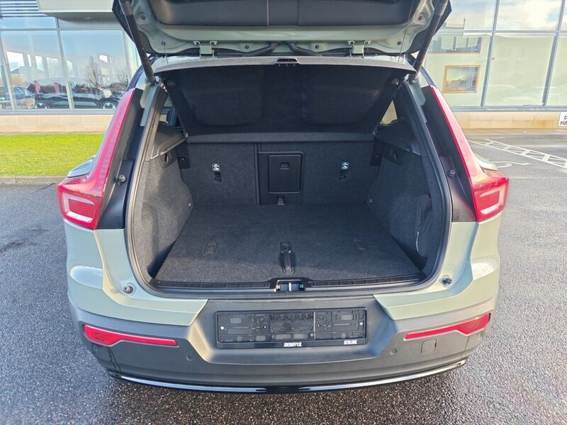 More views of Volvo XC40