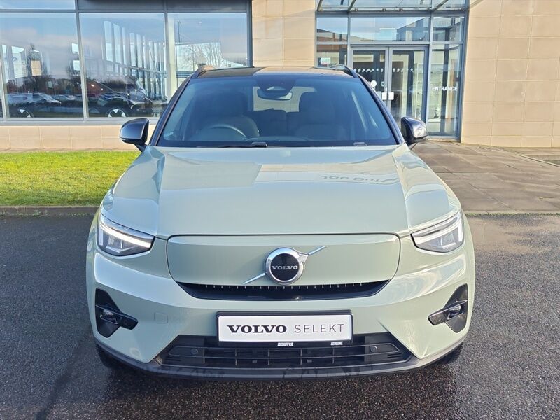 More views of Volvo XC40