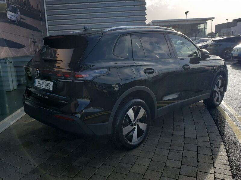 More views of Volkswagen Tiguan